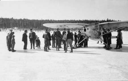 Fairchild Forwarder med radmotor. (Det bör vara SE-BXF.) Småland i mars 1956. Foto via Björn Åman.