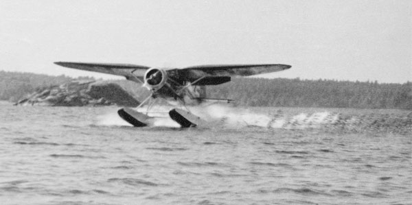 Aerobolagets Stinson Reliant SE-BFP. Foto: okänd via Björn Åman