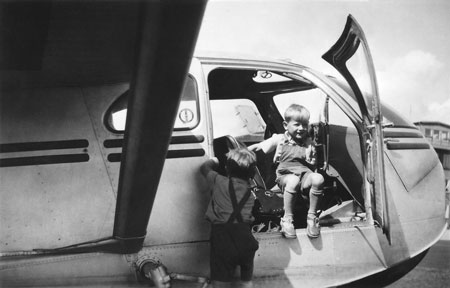 Grabbarna på upptäcktsfärd aug 1949. Foto via Björn Åman.