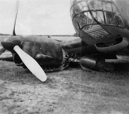 B 16 - Caproni. rätt säkert på F11 Nyköping. Vad hände? Foto via Kurt Bjärestig