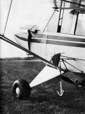 Fiskekrok som släpps ut efter start. Foto: Torgil Rosenberg i Flyg-Horisont 1967:4 sid 9