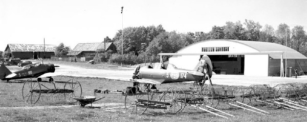 Stenbacken och hangaren