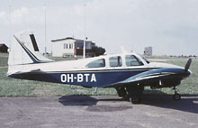 SE-EWT Beechcraft Travel Air KB Bröderna Hagenfeldt, Örebro Foto: LEI,. 660617