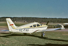 Piper PA-28R Arrow 180 Ekå Bärgningsbilar AB, Älvsjö /Foto: LEI, 680428