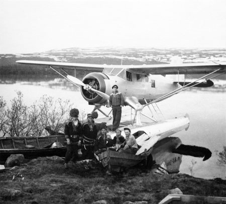 Jean Karlsson på flottören. Foto: Tore Jonsing