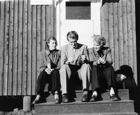 Vera Lindgren, Karl-Göran Klevstigh och okänd. Foto: Yngve Lindgren