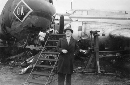 "Flygkapten Nilsson. Krocken i Köpenhamn." Foto via Agneta Molin