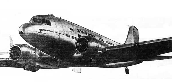 En DC-3:a avbildad i ABA:s flotta helsidesannons i Norrbottens-Kuriren den 19 apr 1947.