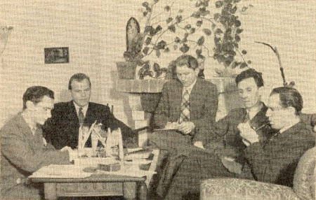 Sid 32: Svenska Pilotföreningen (SPF) i sammaträde den 13 feb. Fr.v: O Gidlund, L Ståhlfors, M Skoog, S Lindström och Ove Huzell.
