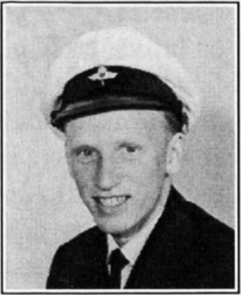 Erik Åsell under sin värnplikt på F 4. Foto: okänd via Maj Åsell.