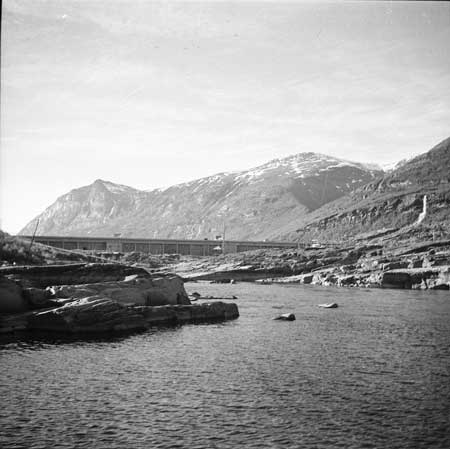 Östra Suorvadammen sedd nerifrån. Foto: Arne Tengler