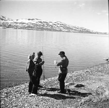 Samma situation. Tore Jonsing gillade att fiska. Foto: Arne Tengler